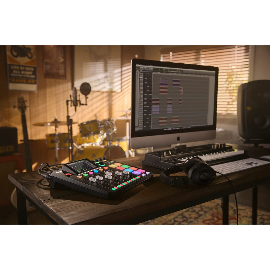 9-Channel Console with Preamps and DSP N470429