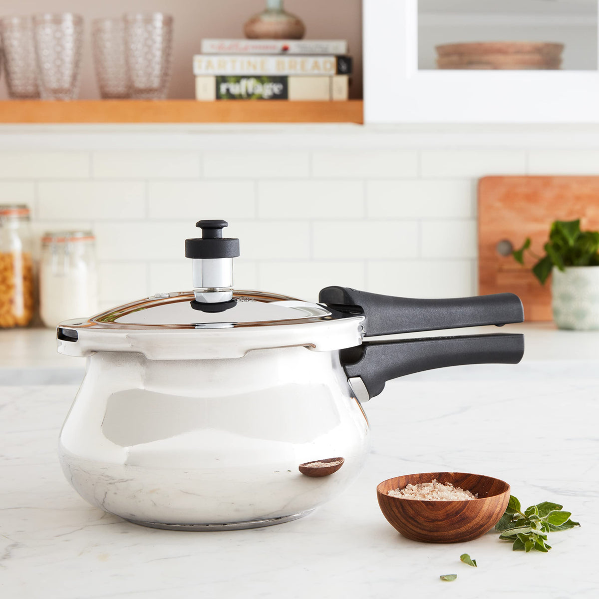 Stainless Steel 2-Liter Pressure Cooker Z16373