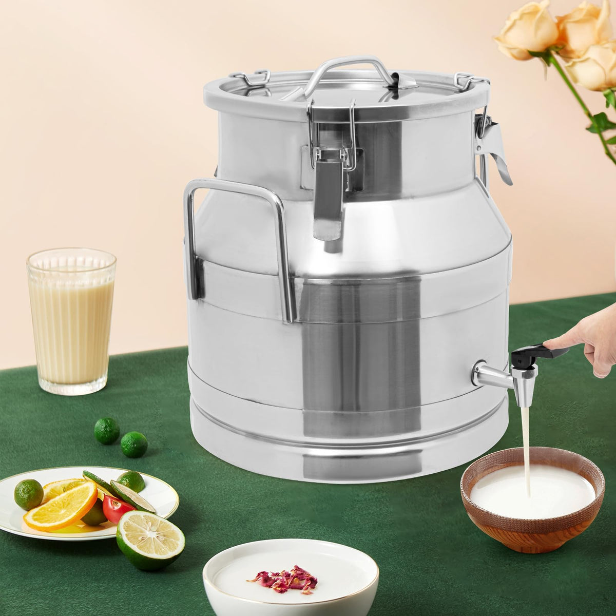 20L Stainless Steel Milk Bucket with Spigot R742411