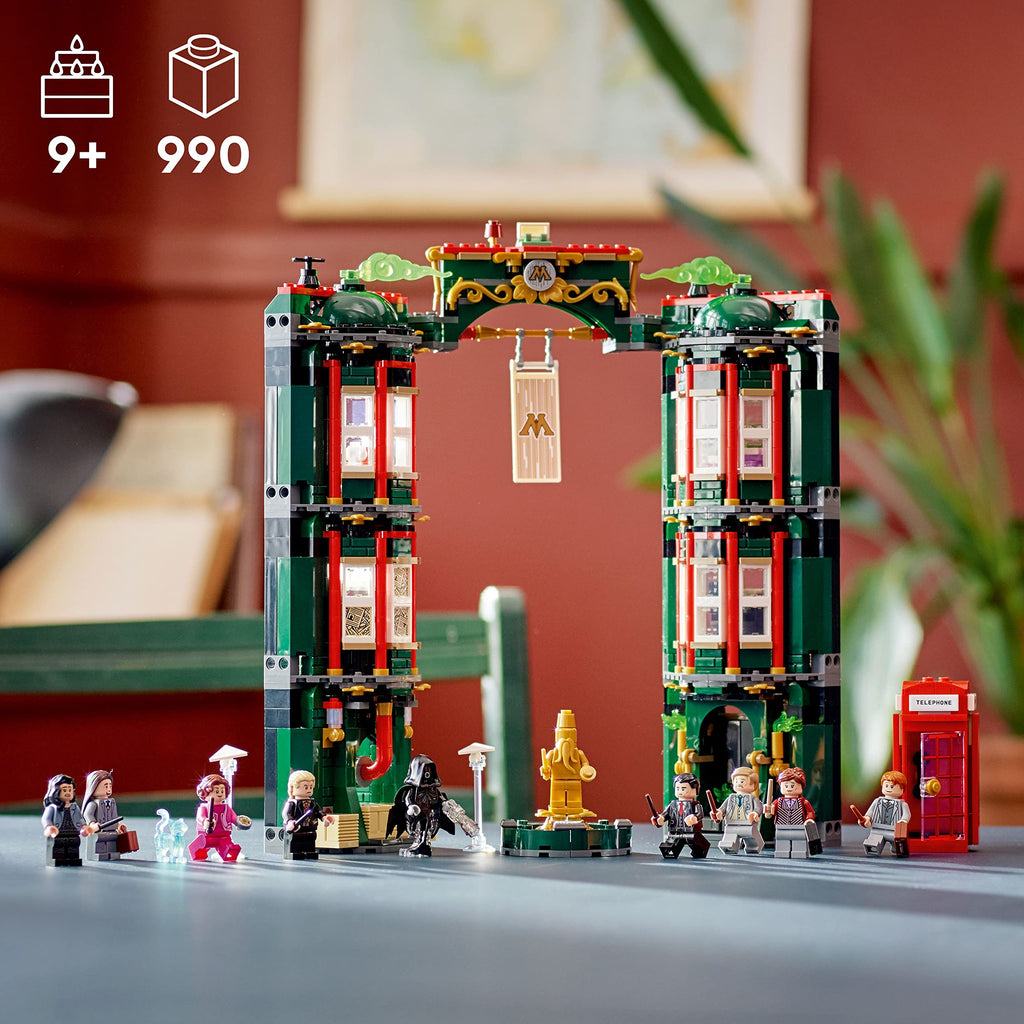 Building Toy Set with 12 Minifigures C178